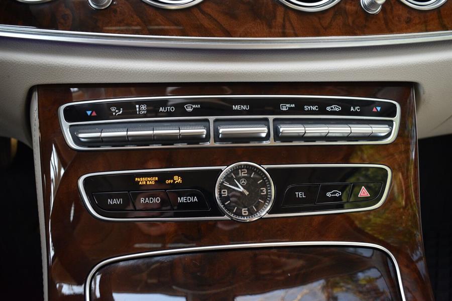 2019 Mercedes-benz E-class E 300 4MATIC AWD 4dr Sedan, available for sale in Great Neck, New York | Camy Cars. Great Neck, New York 2019 Mercedes-benz E-class E 300 4MATIC AWD 4dr Sedan, available for sale in Great Neck, New York | Camy Cars. Great Neck, New York
