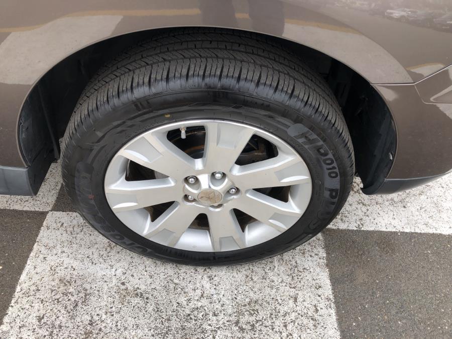 2012 Mitsubishi Outlander 4WD 4dr SE, available for sale in Waterbury, Connecticut | National Auto Brokers, Inc.. Waterbury, Connecticut 2012 Mitsubishi Outlander 4WD 4dr SE, available for sale in Waterbury, Connecticut | National Auto Brokers, Inc.. Waterbury, Connecticut