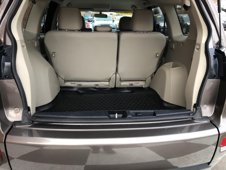 2012 Mitsubishi Outlander 4WD 4dr SE, available for sale in Waterbury, Connecticut | National Auto Brokers, Inc.. Waterbury, Connecticut 2012 Mitsubishi Outlander 4WD 4dr SE, available for sale in Waterbury, Connecticut | National Auto Brokers, Inc.. Waterbury, Connecticut