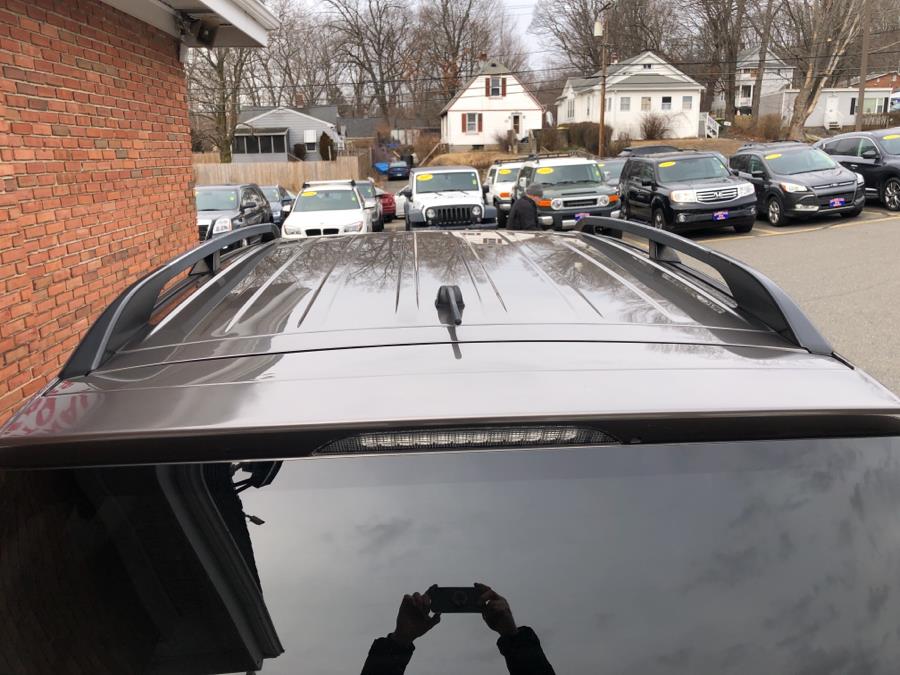 2012 Mitsubishi Outlander 4WD 4dr SE, available for sale in Waterbury, Connecticut | National Auto Brokers, Inc.. Waterbury, Connecticut 2012 Mitsubishi Outlander 4WD 4dr SE, available for sale in Waterbury, Connecticut | National Auto Brokers, Inc.. Waterbury, Connecticut