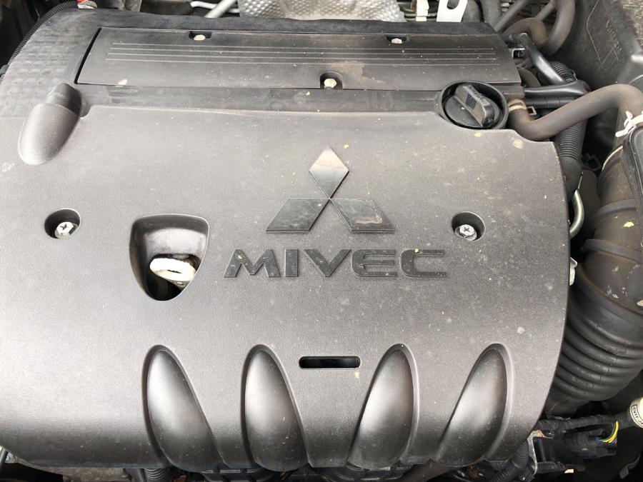 2012 Mitsubishi Outlander 4WD 4dr SE, available for sale in Waterbury, Connecticut | National Auto Brokers, Inc.. Waterbury, Connecticut 2012 Mitsubishi Outlander 4WD 4dr SE, available for sale in Waterbury, Connecticut | National Auto Brokers, Inc.. Waterbury, Connecticut