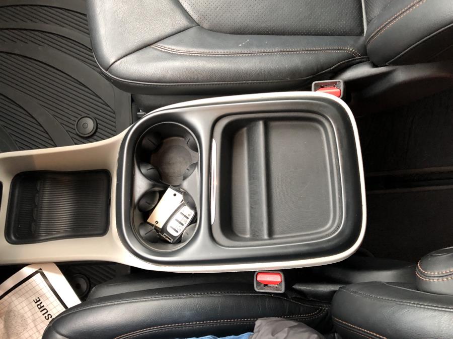 2020 Chrysler Pacifica Touring L FWD, available for sale in Waterbury, Connecticut | National Auto Brokers, Inc.. Waterbury, Connecticut 2020 Chrysler Pacifica Touring L FWD, available for sale in Waterbury, Connecticut | National Auto Brokers, Inc.. Waterbury, Connecticut