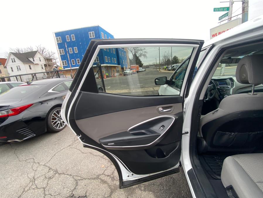 2018 Hyundai Santa Fe Sport 2.4L Auto AWD, available for sale in Hartford, Connecticut | VEB Auto Sales. Hartford, Connecticut 2018 Hyundai Santa Fe Sport 2.4L Auto AWD, available for sale in Hartford, Connecticut | VEB Auto Sales. Hartford, Connecticut