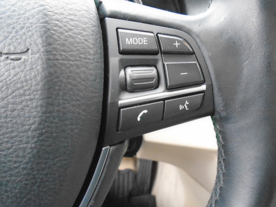 2014 BMW 5 Series 4dr Sdn 528i xDrive AWD, available for sale in Waterbury, Connecticut | Jim Juliani Motors. Waterbury, Connecticut 2014 BMW 5 Series 4dr Sdn 528i xDrive AWD, available for sale in Waterbury, Connecticut | Jim Juliani Motors. Waterbury, Connecticut