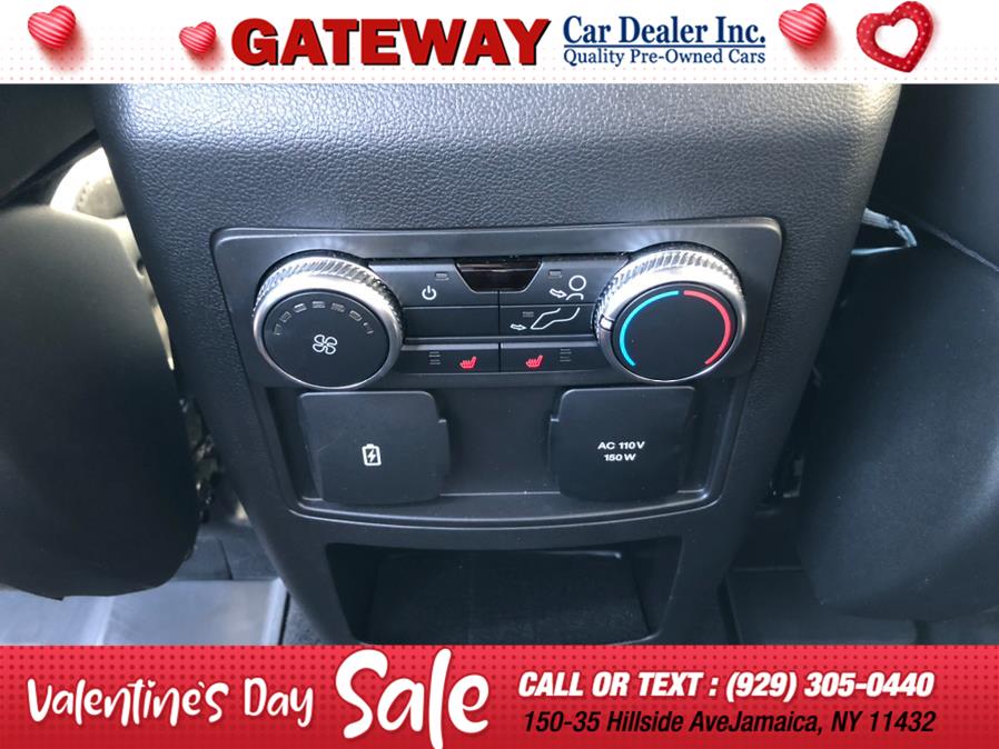 2021 Ford Explorer Platinum 4WD, available for sale in Jamaica, New York | Gateway Car Dealer Inc. Jamaica, New York 2021 Ford Explorer Platinum 4WD, available for sale in Jamaica, New York | Gateway Car Dealer Inc. Jamaica, New York