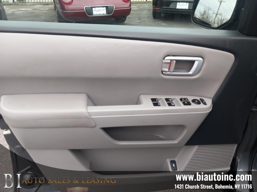2013 Honda Pilot 4WD 4dr EX-L w/Navi, available for sale in Bohemia, New York | B I Auto Sales. Bohemia, New York 2013 Honda Pilot 4WD 4dr EX-L w/Navi, available for sale in Bohemia, New York | B I Auto Sales. Bohemia, New York