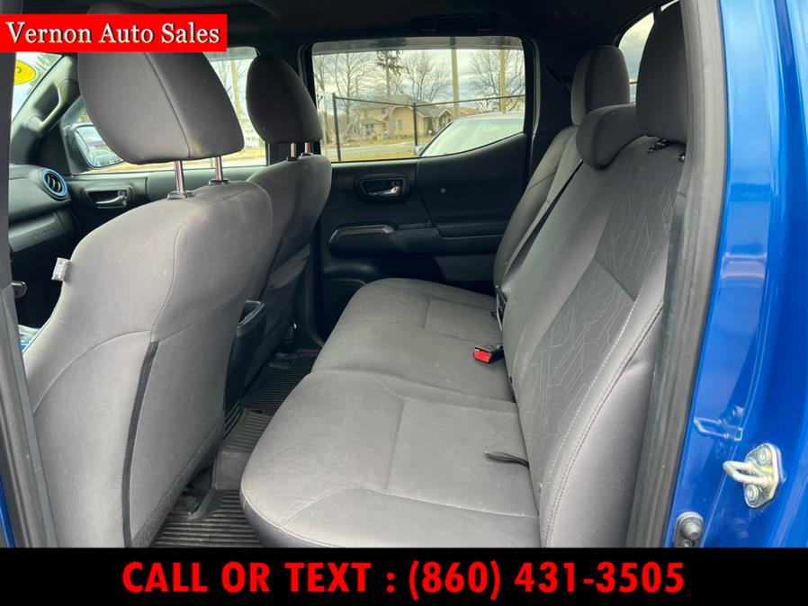 2017 Toyota Tacoma TRD Off Road Double Cab 5'' Bed V6 4x4 MT (Natl), available for sale in Manchester, Connecticut | Vernon Auto Sale & Service. Manchester, Connecticut 2017 Toyota Tacoma TRD Off Road Double Cab 5'' Bed V6 4x4 MT (Natl), available for sale in Manchester, Connecticut | Vernon Auto Sale & Service. Manchester, Connecticut