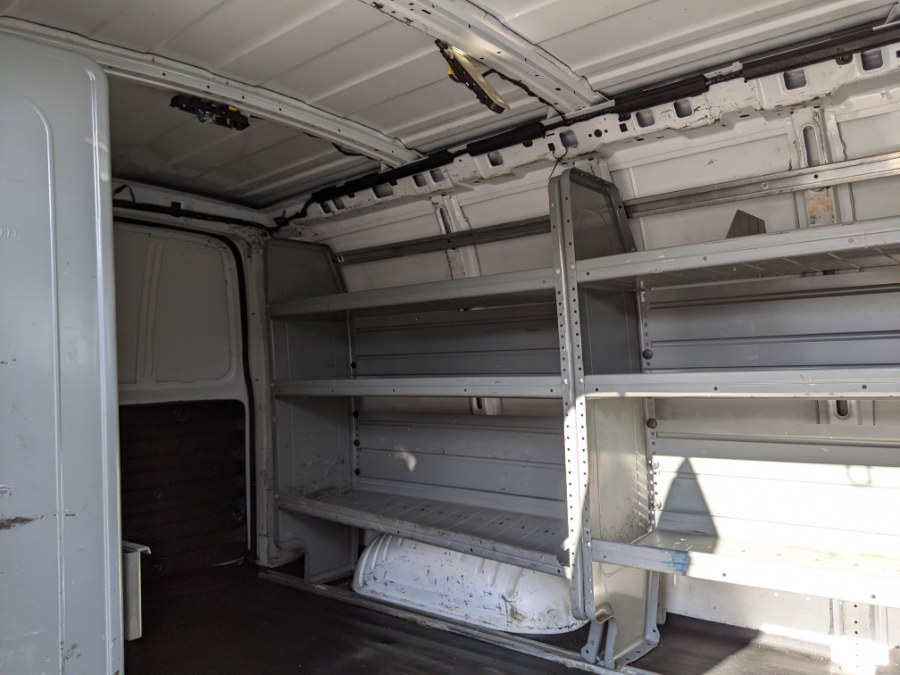2015 Chevrolet Express Cargo Van RWD 2500 135