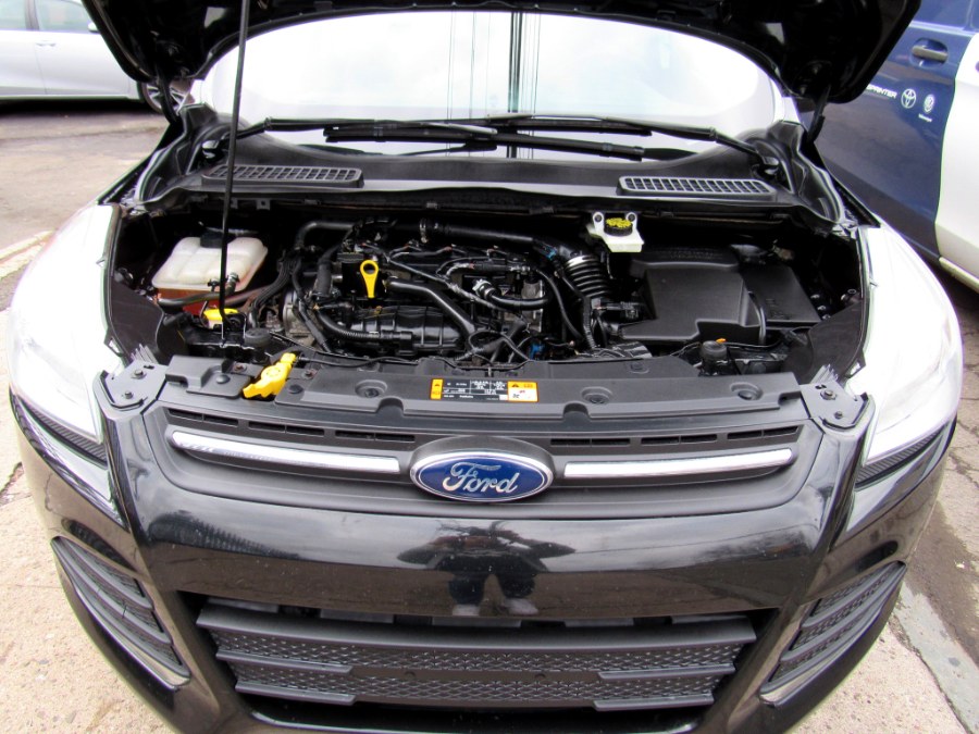 2013 Ford Escape 4WD 4dr SE, available for sale in Paterson, New Jersey | MFG Prestige Auto Group. Paterson, New Jersey 2013 Ford Escape 4WD 4dr SE, available for sale in Paterson, New Jersey | MFG Prestige Auto Group. Paterson, New Jersey