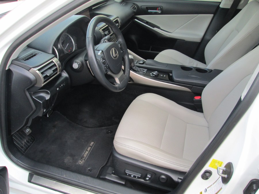 2014 Lexus IS 250 4dr Sport Sdn Auto AWD, available for sale in Levittown, Pennsylvania | Levittown Auto. Levittown, Pennsylvania 2014 Lexus IS 250 4dr Sport Sdn Auto AWD, available for sale in Levittown, Pennsylvania | Levittown Auto. Levittown, Pennsylvania