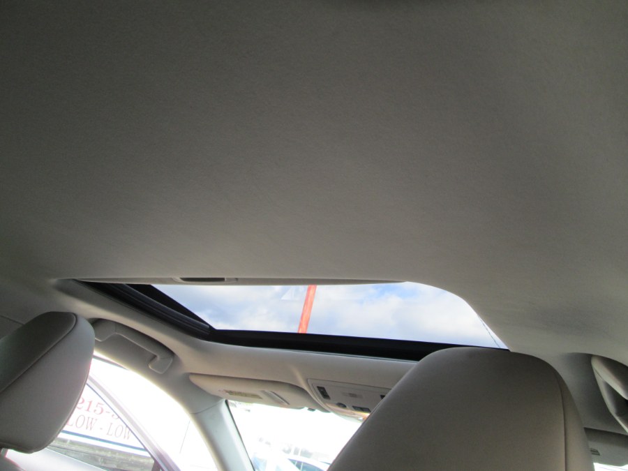 2014 Lexus IS 250 4dr Sport Sdn Auto AWD, available for sale in Levittown, Pennsylvania | Levittown Auto. Levittown, Pennsylvania 2014 Lexus IS 250 4dr Sport Sdn Auto AWD, available for sale in Levittown, Pennsylvania | Levittown Auto. Levittown, Pennsylvania