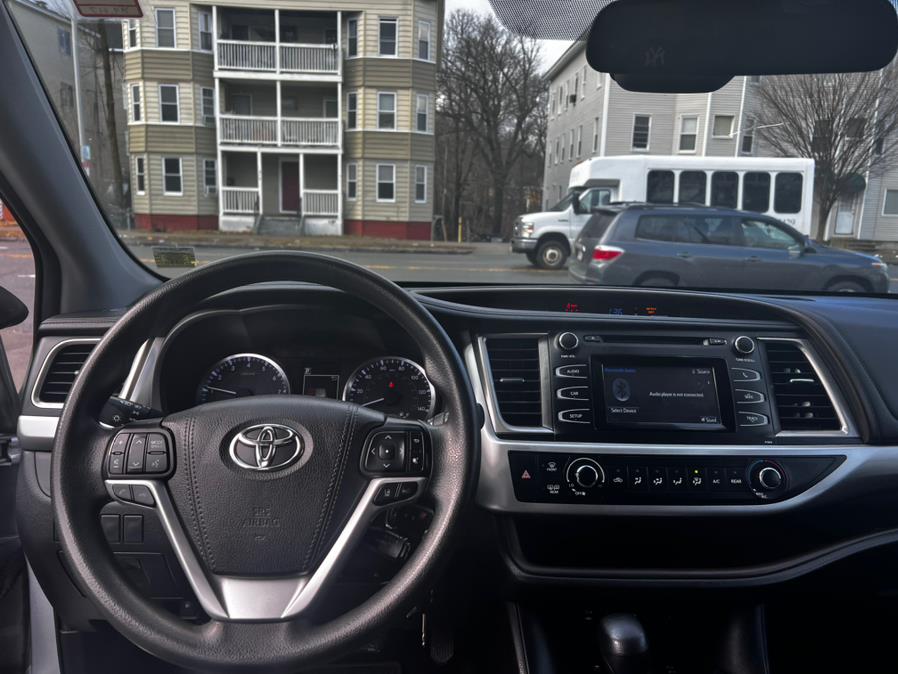 2019 Toyota Highlander LE V6 AWD (Natl), available for sale in Worcester, Massachusetts | Sophia's Auto Sales Inc. Worcester, Massachusetts 2019 Toyota Highlander LE V6 AWD (Natl), available for sale in Worcester, Massachusetts | Sophia's Auto Sales Inc. Worcester, Massachusetts
