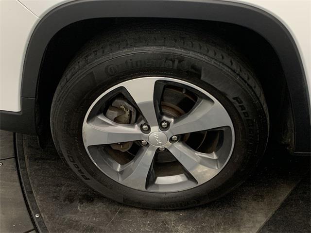 Used Jeep Cherokee Limited 2019 | Eastchester Motor Cars. Bronx, New York Used Jeep Cherokee Limited 2019 | Eastchester Motor Cars. Bronx, New York
