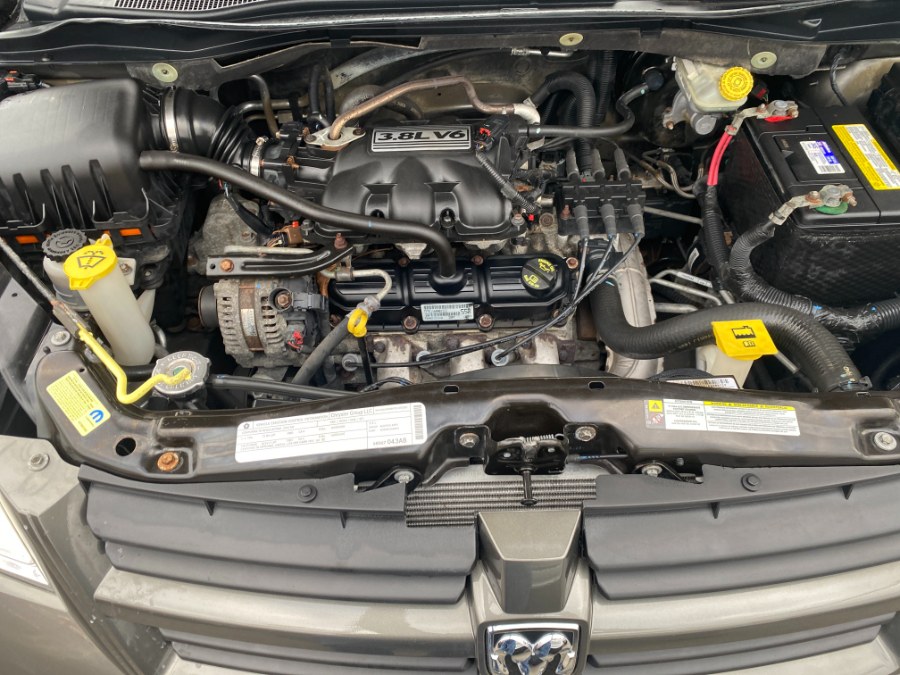 Used Dodge Grand Caravan 4dr Wgn Hero 2010 | Middle Village Motors . Middle Village, New York Used Dodge Grand Caravan 4dr Wgn Hero 2010 | Middle Village Motors . Middle Village, New York