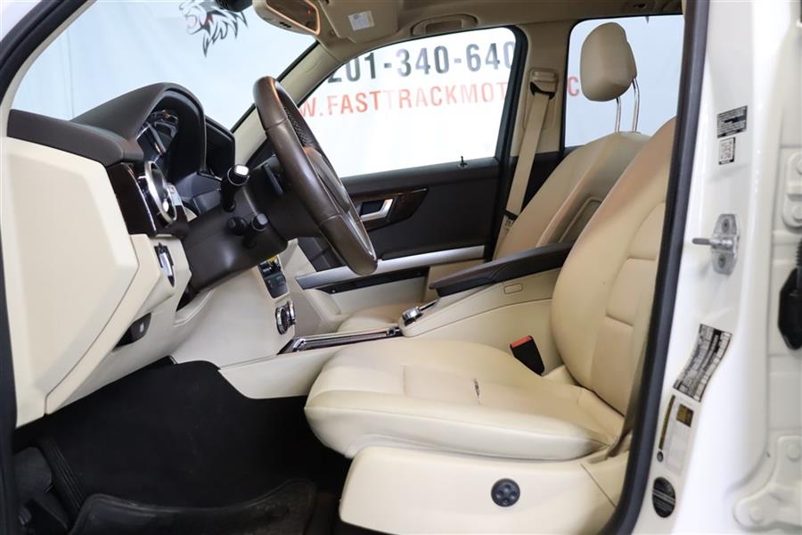 2014 Mercedes-benz Glk 350 4MATIC, available for sale in Paterson, New Jersey | Fast Track Motors. Paterson, New Jersey 2014 Mercedes-benz Glk 350 4MATIC, available for sale in Paterson, New Jersey | Fast Track Motors. Paterson, New Jersey