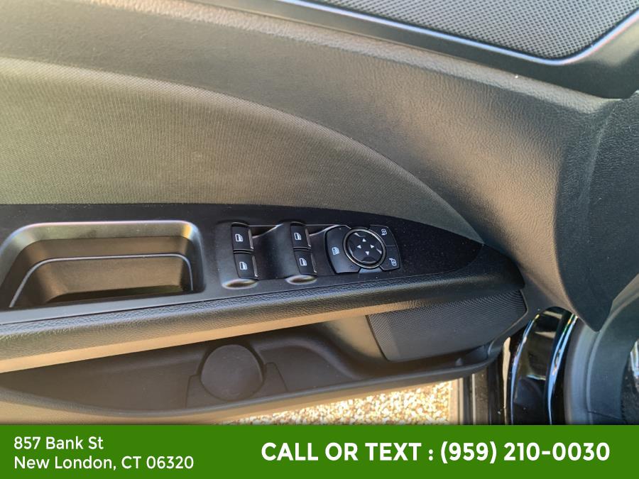 2018 Ford Fusion SE AWD, available for sale in New London, Connecticut | McAvoy Inc dba Town Hill Auto. New London, Connecticut 2018 Ford Fusion SE AWD, available for sale in New London, Connecticut | McAvoy Inc dba Town Hill Auto. New London, Connecticut