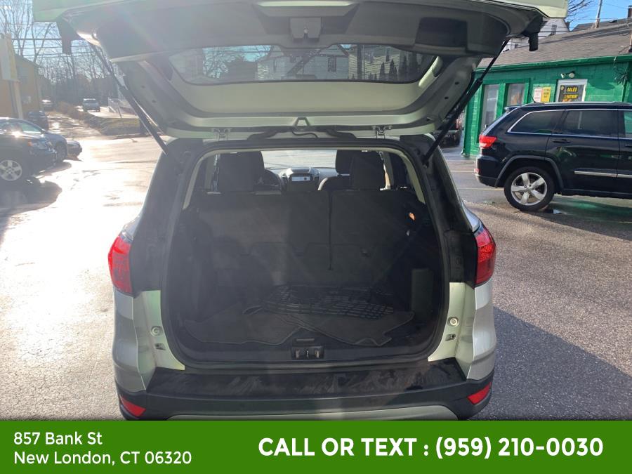 2019 Ford Escape SE FWD, available for sale in New London, Connecticut | McAvoy Inc dba Town Hill Auto. New London, Connecticut 2019 Ford Escape SE FWD, available for sale in New London, Connecticut | McAvoy Inc dba Town Hill Auto. New London, Connecticut