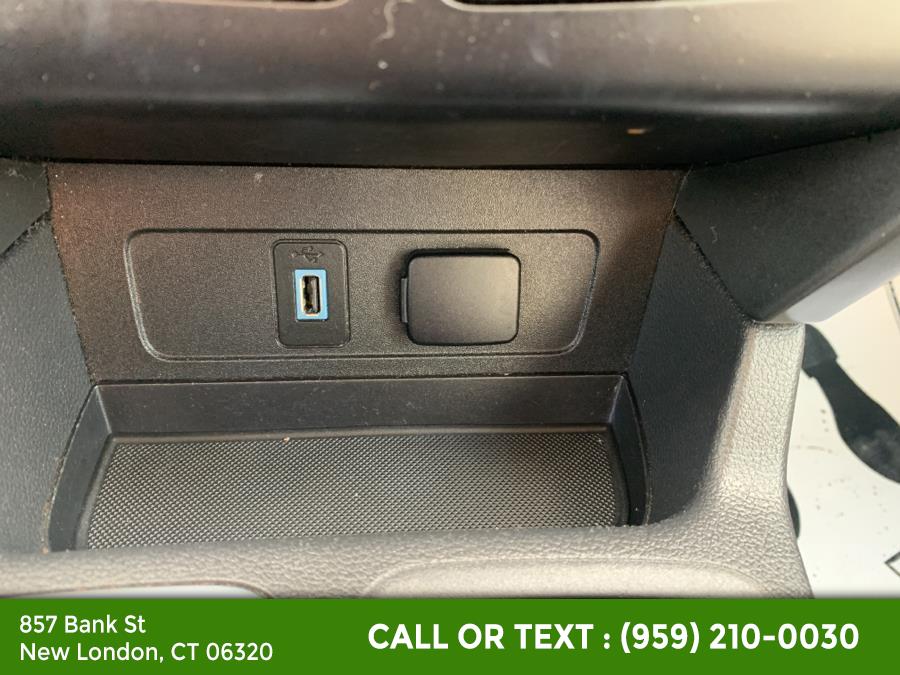 2019 Ford Escape SE FWD, available for sale in New London, Connecticut | McAvoy Inc dba Town Hill Auto. New London, Connecticut 2019 Ford Escape SE FWD, available for sale in New London, Connecticut | McAvoy Inc dba Town Hill Auto. New London, Connecticut
