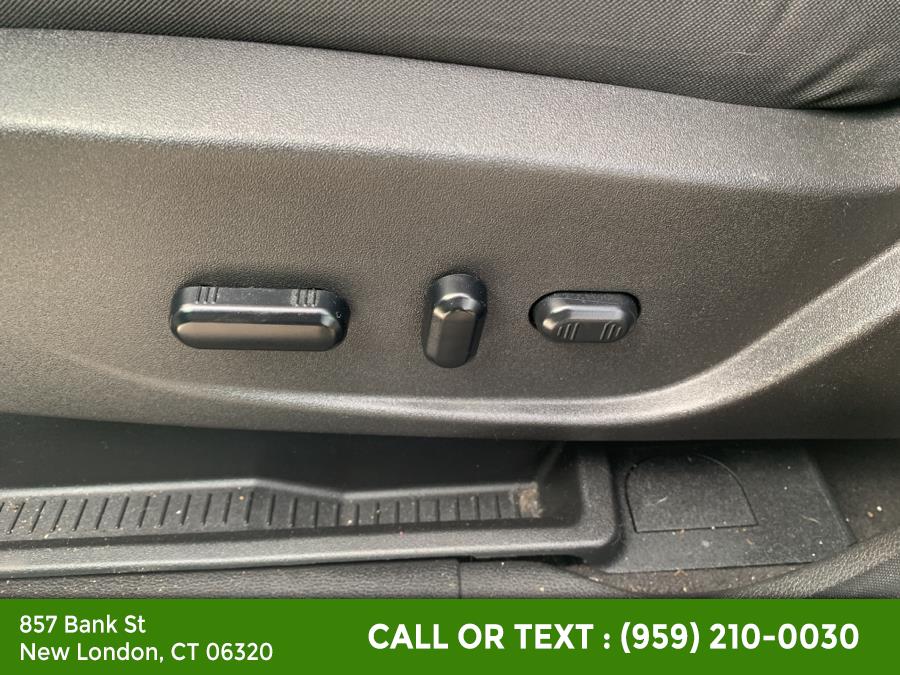 2019 Ford Escape SE FWD, available for sale in New London, Connecticut | McAvoy Inc dba Town Hill Auto. New London, Connecticut 2019 Ford Escape SE FWD, available for sale in New London, Connecticut | McAvoy Inc dba Town Hill Auto. New London, Connecticut