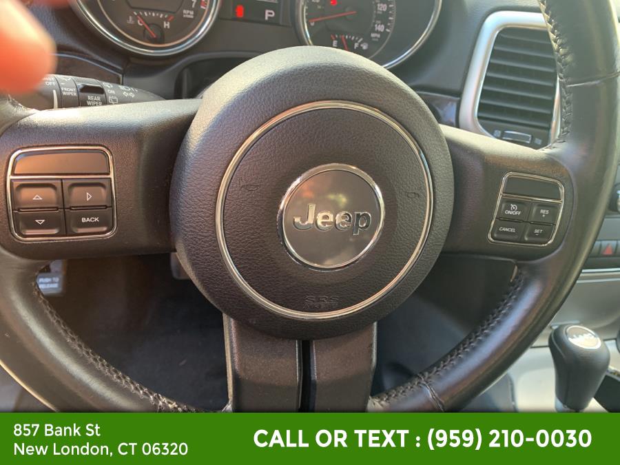 2012 Jeep Grand Cherokee 4WD 4dr Laredo, available for sale in New London, Connecticut | McAvoy Inc dba Town Hill Auto. New London, Connecticut 2012 Jeep Grand Cherokee 4WD 4dr Laredo, available for sale in New London, Connecticut | McAvoy Inc dba Town Hill Auto. New London, Connecticut