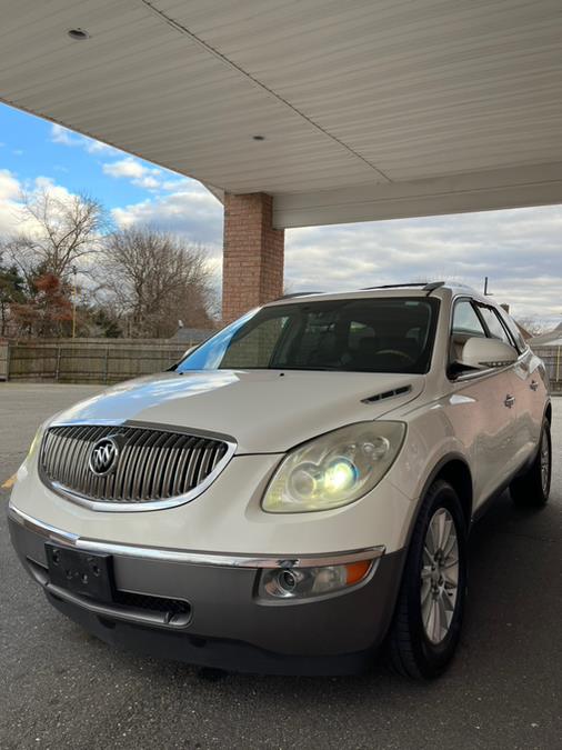 2010 Buick Enclave FWD 4dr CXL w/1XL, available for sale in New Britain, Connecticut | Supreme Automotive. New Britain, Connecticut 2010 Buick Enclave FWD 4dr CXL w/1XL, available for sale in New Britain, Connecticut | Supreme Automotive. New Britain, Connecticut