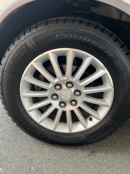 2010 Buick Enclave FWD 4dr CXL w/1XL, available for sale in New Britain, Connecticut | Supreme Automotive. New Britain, Connecticut 2010 Buick Enclave FWD 4dr CXL w/1XL, available for sale in New Britain, Connecticut | Supreme Automotive. New Britain, Connecticut
