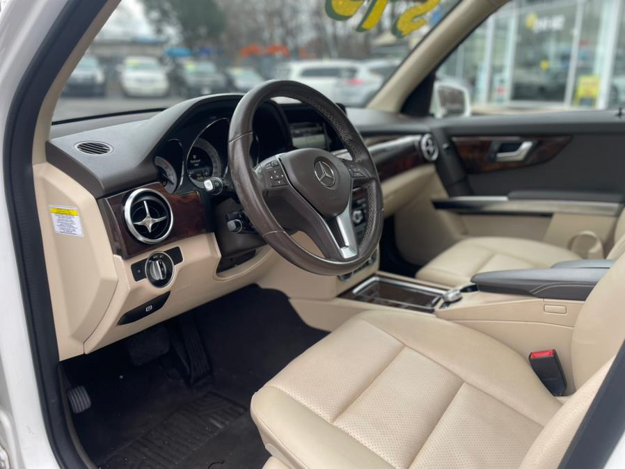 2014 Mercedes-Benz GLK350 . CLEAN CARFAX!, available for sale in Elmont, New York | Sunrise of Elmont. Elmont, New York 2014 Mercedes-Benz GLK350 . CLEAN CARFAX!, available for sale in Elmont, New York | Sunrise of Elmont. Elmont, New York