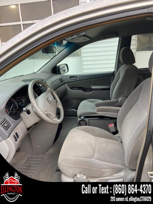 2004 Toyota Sienna 5dr LE FWD 7-Passenger, available for sale in Ellington, Connecticut | Ellington Automotive LLC. Ellington, Connecticut 2004 Toyota Sienna 5dr LE FWD 7-Passenger, available for sale in Ellington, Connecticut | Ellington Automotive LLC. Ellington, Connecticut