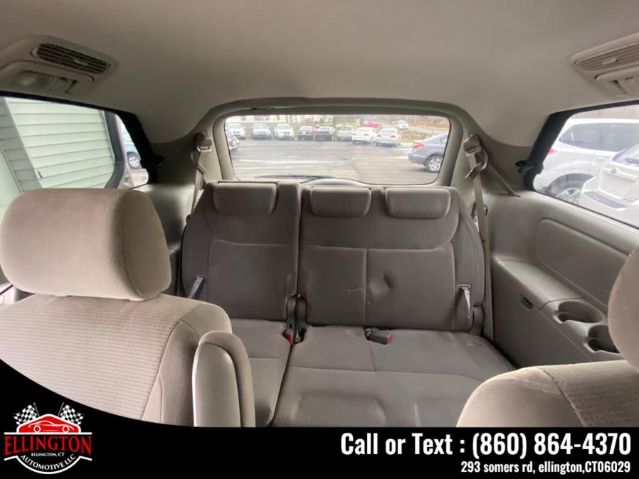 2004 Toyota Sienna 5dr LE FWD 7-Passenger, available for sale in Ellington, Connecticut | Ellington Automotive LLC. Ellington, Connecticut 2004 Toyota Sienna 5dr LE FWD 7-Passenger, available for sale in Ellington, Connecticut | Ellington Automotive LLC. Ellington, Connecticut