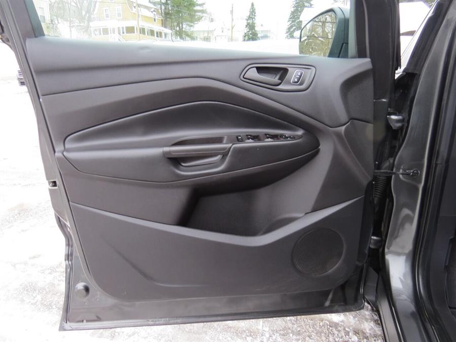 2019 Ford Escape S 4dr SUV, available for sale in Auburn, Maine | Lake City Exports Inc. Auburn, Maine 2019 Ford Escape S 4dr SUV, available for sale in Auburn, Maine | Lake City Exports Inc. Auburn, Maine