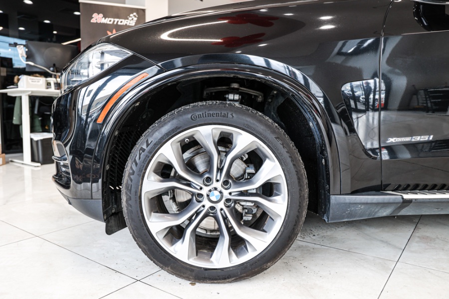 2015 BMW X5 AWD 4dr xDrive35i, available for sale in ELMONT, New York | 26 Motors Long Island. ELMONT, New York 2015 BMW X5 AWD 4dr xDrive35i, available for sale in ELMONT, New York | 26 Motors Long Island. ELMONT, New York