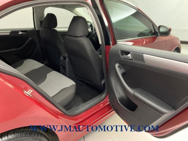 Used Volkswagen Jetta 1.4T S Auto 2017 | J&M Automotive Sls&Svc LLC. Naugatuck, Connecticut Used Volkswagen Jetta 1.4T S Auto 2017 | J&M Automotive Sls&Svc LLC. Naugatuck, Connecticut