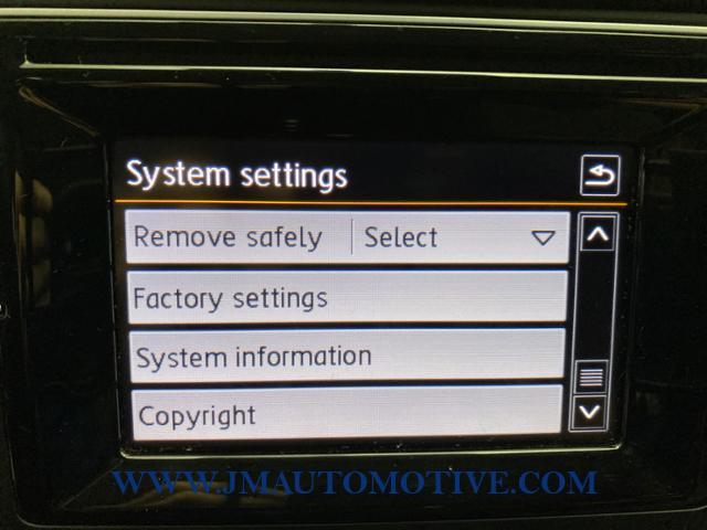 Used Volkswagen Jetta 1.4T S Auto 2017 | J&M Automotive Sls&Svc LLC. Naugatuck, Connecticut Used Volkswagen Jetta 1.4T S Auto 2017 | J&M Automotive Sls&Svc LLC. Naugatuck, Connecticut