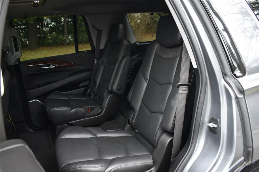 2020 Cadillac Escalade Luxury 4x4 4dr SUV, available for sale in Great Neck, New York | Camy Cars. Great Neck, New York 2020 Cadillac Escalade Luxury 4x4 4dr SUV, available for sale in Great Neck, New York | Camy Cars. Great Neck, New York