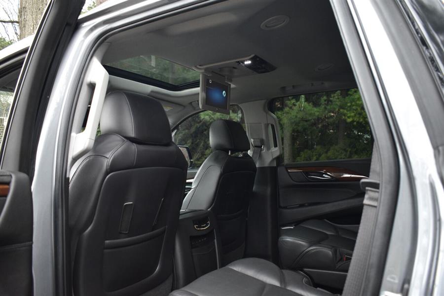 2020 Cadillac Escalade Luxury 4x4 4dr SUV, available for sale in Great Neck, New York | Camy Cars. Great Neck, New York 2020 Cadillac Escalade Luxury 4x4 4dr SUV, available for sale in Great Neck, New York | Camy Cars. Great Neck, New York