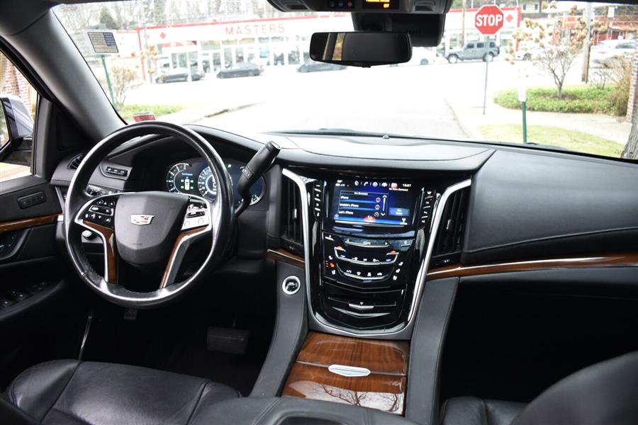 2020 Cadillac Escalade Luxury 4x4 4dr SUV, available for sale in Great Neck, New York | Camy Cars. Great Neck, New York 2020 Cadillac Escalade Luxury 4x4 4dr SUV, available for sale in Great Neck, New York | Camy Cars. Great Neck, New York