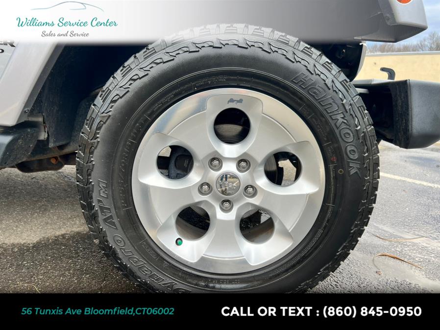 2014 Jeep Wrangler Unlimited 4WD 4dr Sahara, available for sale in Bloomfield, Connecticut | Williams Service Center. Bloomfield, Connecticut 2014 Jeep Wrangler Unlimited 4WD 4dr Sahara, available for sale in Bloomfield, Connecticut | Williams Service Center. Bloomfield, Connecticut