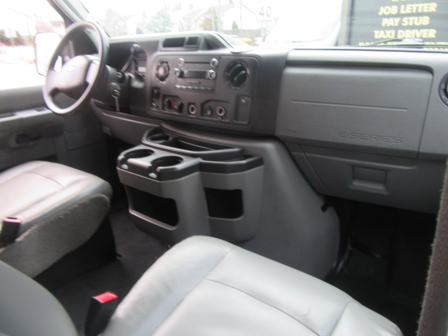 2010 Ford Econoline Wagon E-350 Super Duty Ext XLT, available for sale in Little Ferry, New Jersey | Royalty Auto Sales. Little Ferry, New Jersey 2010 Ford Econoline Wagon E-350 Super Duty Ext XLT, available for sale in Little Ferry, New Jersey | Royalty Auto Sales. Little Ferry, New Jersey