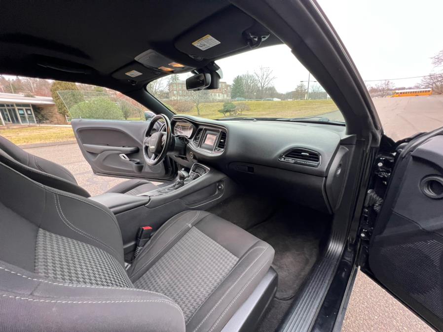 2015 Dodge Challenger 2dr Cpe SXT, available for sale in Waterbury, Connecticut | Platinum Auto Care. Waterbury, Connecticut 2015 Dodge Challenger 2dr Cpe SXT, available for sale in Waterbury, Connecticut | Platinum Auto Care. Waterbury, Connecticut