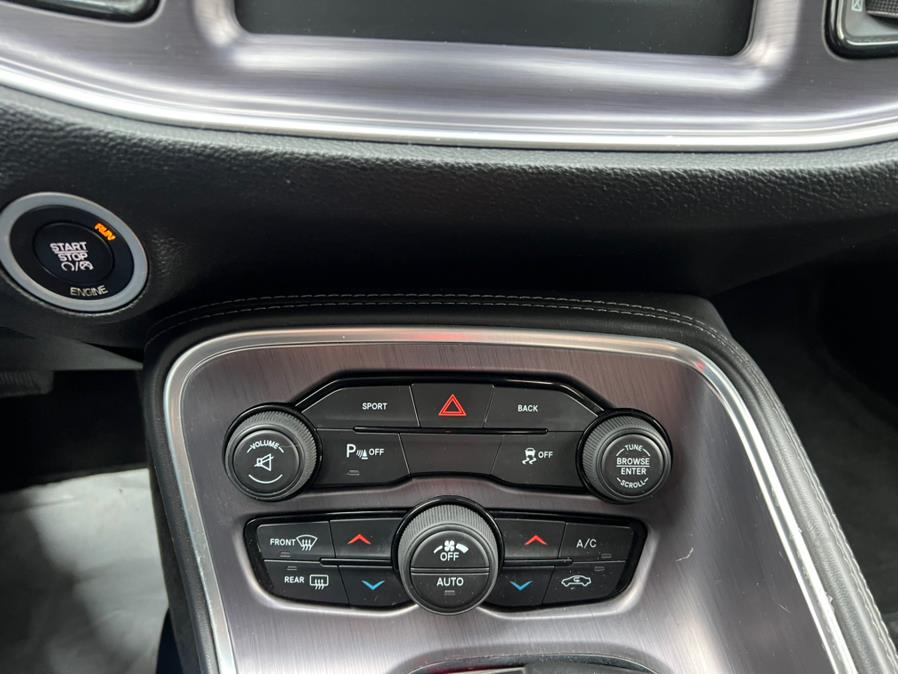2015 Dodge Challenger 2dr Cpe SXT, available for sale in Waterbury, Connecticut | Platinum Auto Care. Waterbury, Connecticut 2015 Dodge Challenger 2dr Cpe SXT, available for sale in Waterbury, Connecticut | Platinum Auto Care. Waterbury, Connecticut