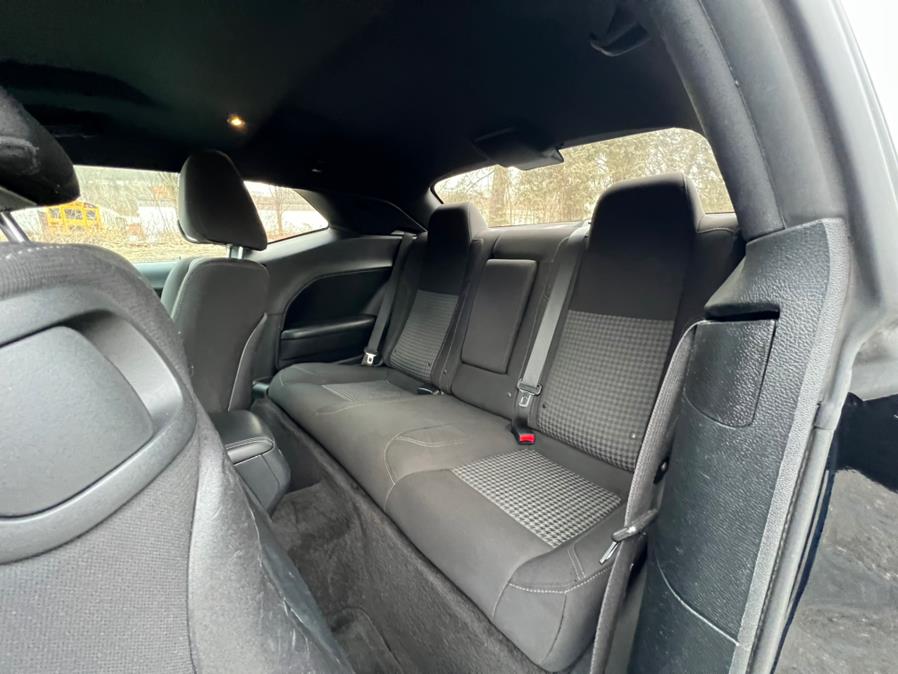 2015 Dodge Challenger 2dr Cpe SXT, available for sale in Waterbury, Connecticut | Platinum Auto Care. Waterbury, Connecticut 2015 Dodge Challenger 2dr Cpe SXT, available for sale in Waterbury, Connecticut | Platinum Auto Care. Waterbury, Connecticut