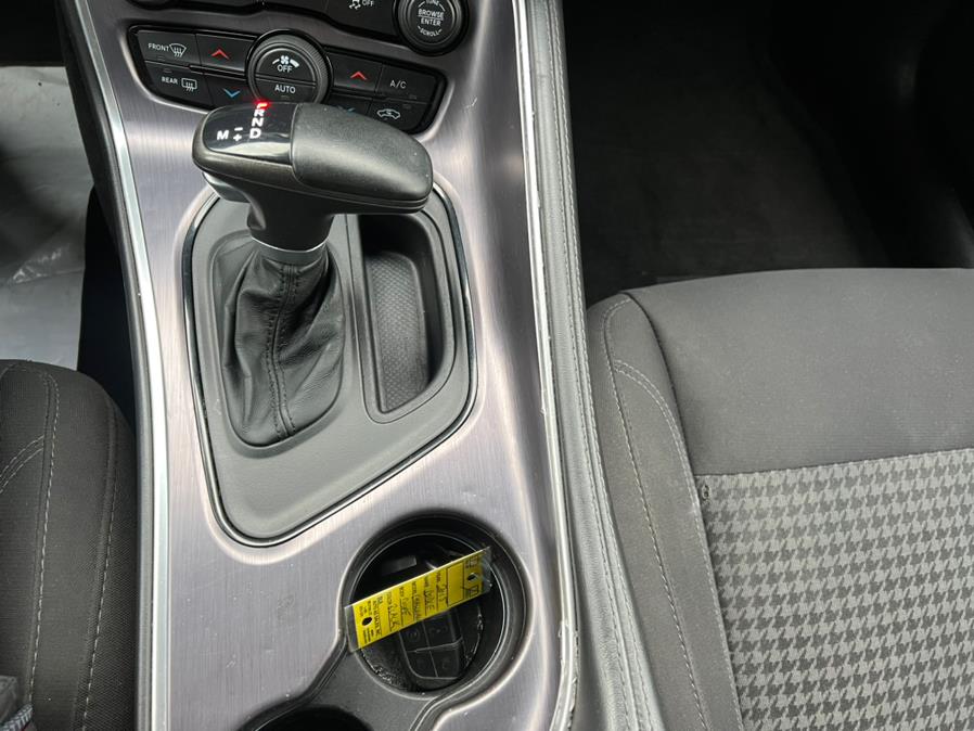 2015 Dodge Challenger 2dr Cpe SXT, available for sale in Waterbury, Connecticut | Platinum Auto Care. Waterbury, Connecticut 2015 Dodge Challenger 2dr Cpe SXT, available for sale in Waterbury, Connecticut | Platinum Auto Care. Waterbury, Connecticut