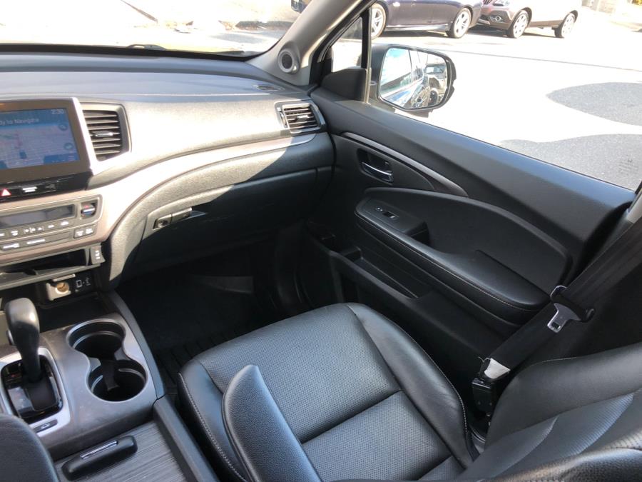 2017 Honda Ridgeline RTL-T 4x4 Crew Cab 5.3'' Bed, available for sale in Franklin Square, New York | Signature Auto Sales. Franklin Square, New York 2017 Honda Ridgeline RTL-T 4x4 Crew Cab 5.3'' Bed, available for sale in Franklin Square, New York | Signature Auto Sales. Franklin Square, New York