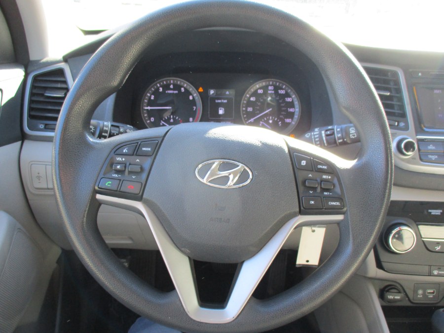 Used Hyundai Tucson SE AWD 2017 | Cos Central Auto. Meriden, Connecticut Used Hyundai Tucson SE AWD 2017 | Cos Central Auto. Meriden, Connecticut