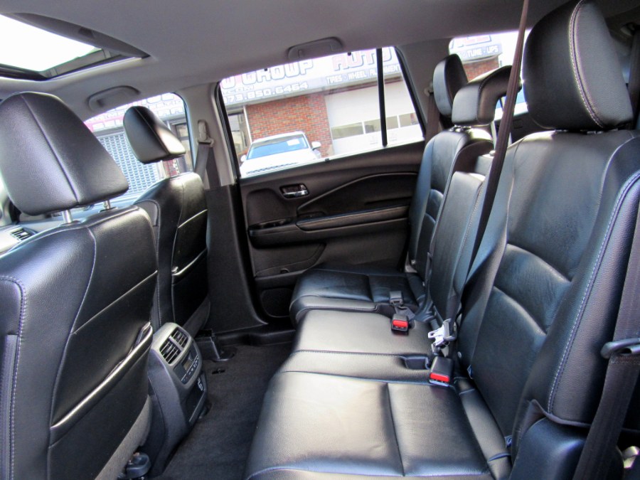 2019 Honda Pilot EX-L AWD, available for sale in Paterson, New Jersey | MFG Prestige Auto Group. Paterson, New Jersey 2019 Honda Pilot EX-L AWD, available for sale in Paterson, New Jersey | MFG Prestige Auto Group. Paterson, New Jersey