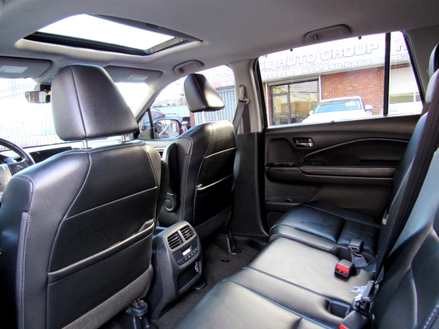 2019 Honda Pilot EX-L AWD, available for sale in Paterson, New Jersey | MFG Prestige Auto Group. Paterson, New Jersey 2019 Honda Pilot EX-L AWD, available for sale in Paterson, New Jersey | MFG Prestige Auto Group. Paterson, New Jersey