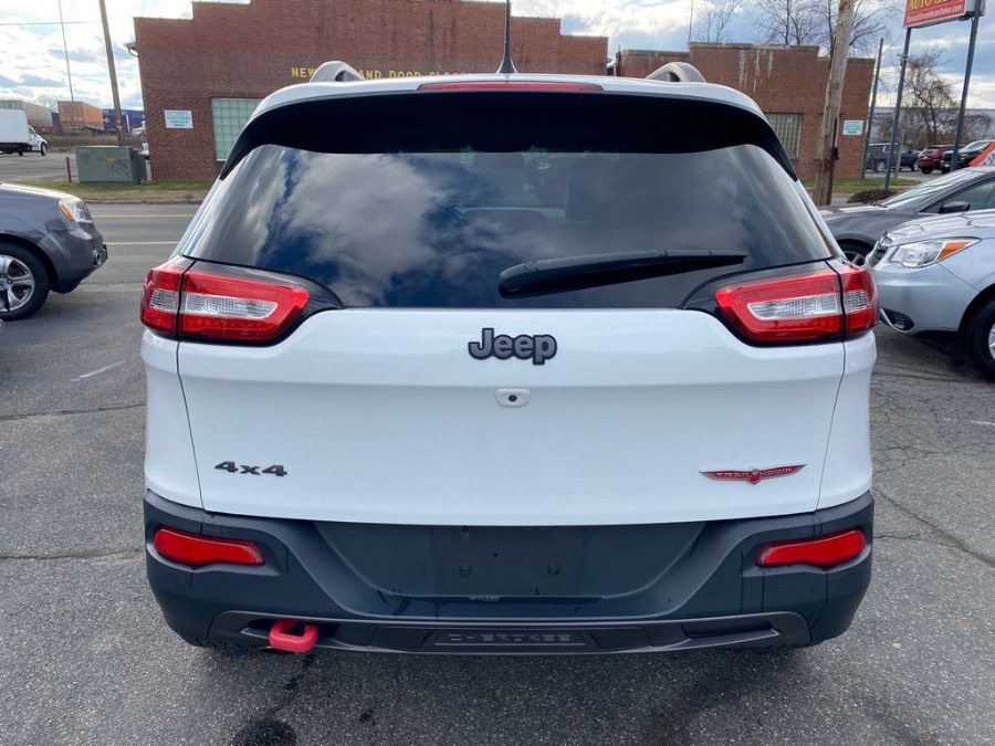 2016 Jeep Cherokee 4WD 4dr Trailhawk, available for sale in West Springfield, Massachusetts | Union Street Auto Sales. West Springfield, Massachusetts 2016 Jeep Cherokee 4WD 4dr Trailhawk, available for sale in West Springfield, Massachusetts | Union Street Auto Sales. West Springfield, Massachusetts
