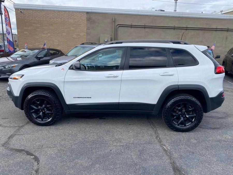 2016 Jeep Cherokee 4WD 4dr Trailhawk, available for sale in West Springfield, Massachusetts | Union Street Auto Sales. West Springfield, Massachusetts 2016 Jeep Cherokee 4WD 4dr Trailhawk, available for sale in West Springfield, Massachusetts | Union Street Auto Sales. West Springfield, Massachusetts