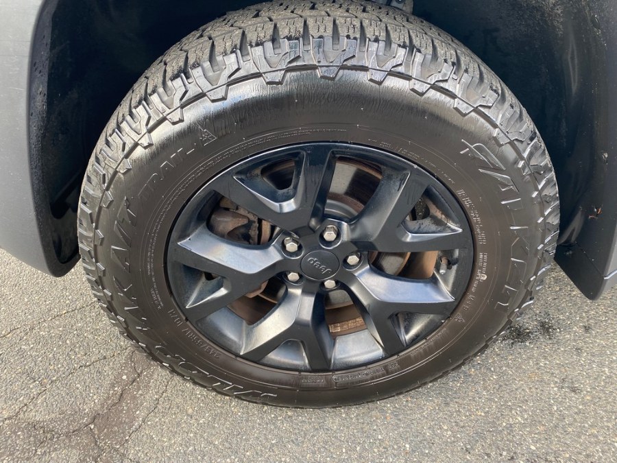 2016 Jeep Cherokee 4WD 4dr Trailhawk, available for sale in West Springfield, Massachusetts | Union Street Auto Sales. West Springfield, Massachusetts 2016 Jeep Cherokee 4WD 4dr Trailhawk, available for sale in West Springfield, Massachusetts | Union Street Auto Sales. West Springfield, Massachusetts