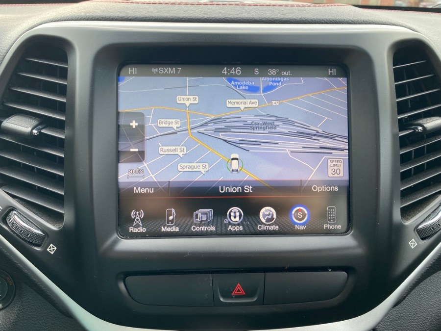 2016 Jeep Cherokee 4WD 4dr Trailhawk, available for sale in West Springfield, Massachusetts | Union Street Auto Sales. West Springfield, Massachusetts 2016 Jeep Cherokee 4WD 4dr Trailhawk, available for sale in West Springfield, Massachusetts | Union Street Auto Sales. West Springfield, Massachusetts